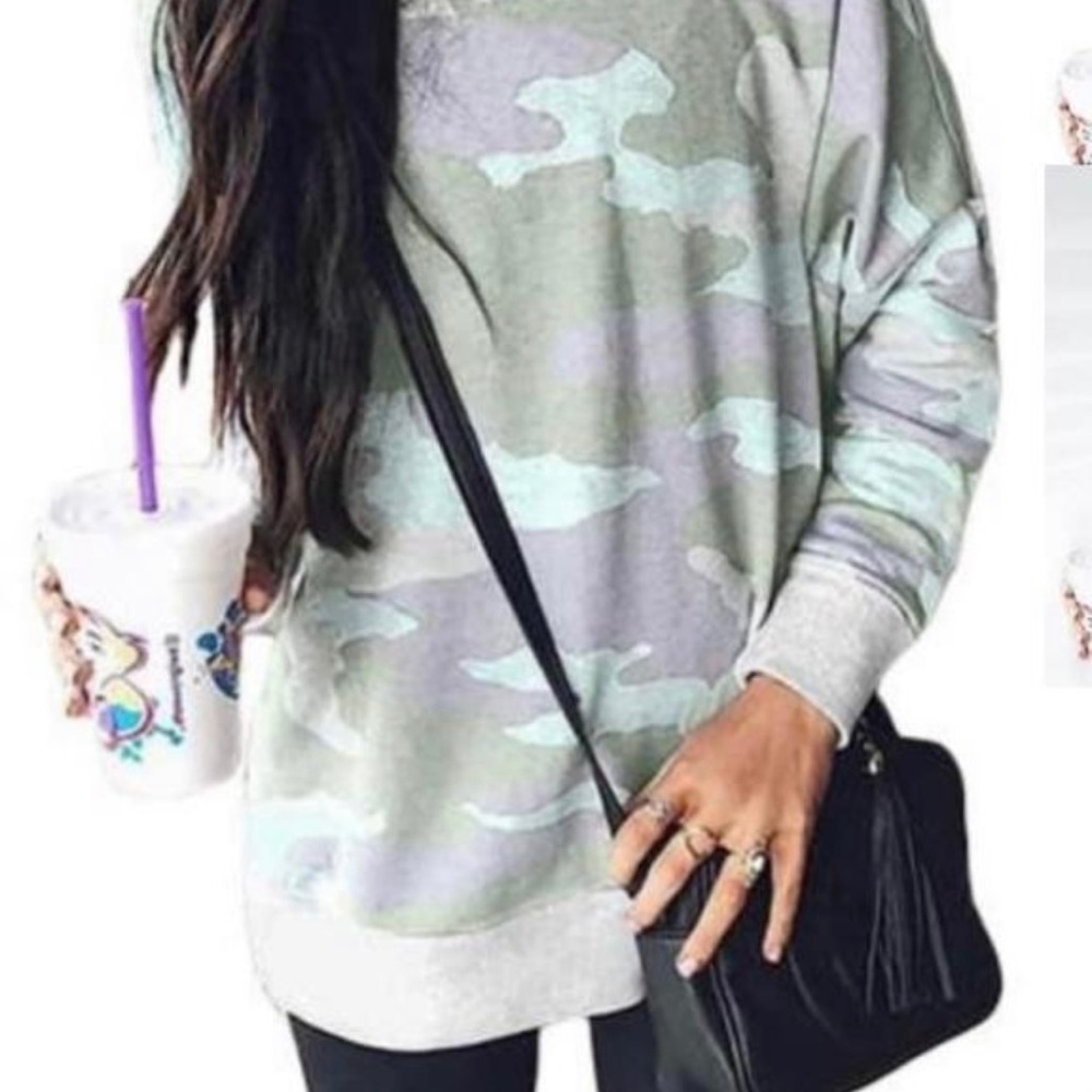 SOLD Soft Light Weight Sweatshirt